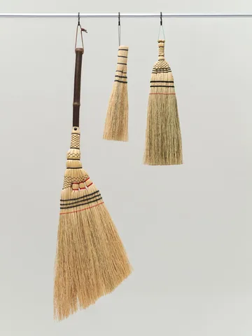 Outdoor Market hand brush - Seagrass, small - HAY