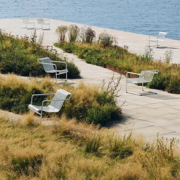 Palissade Cantilever Low lounge armchair - Hot galvanised steel - HAY
