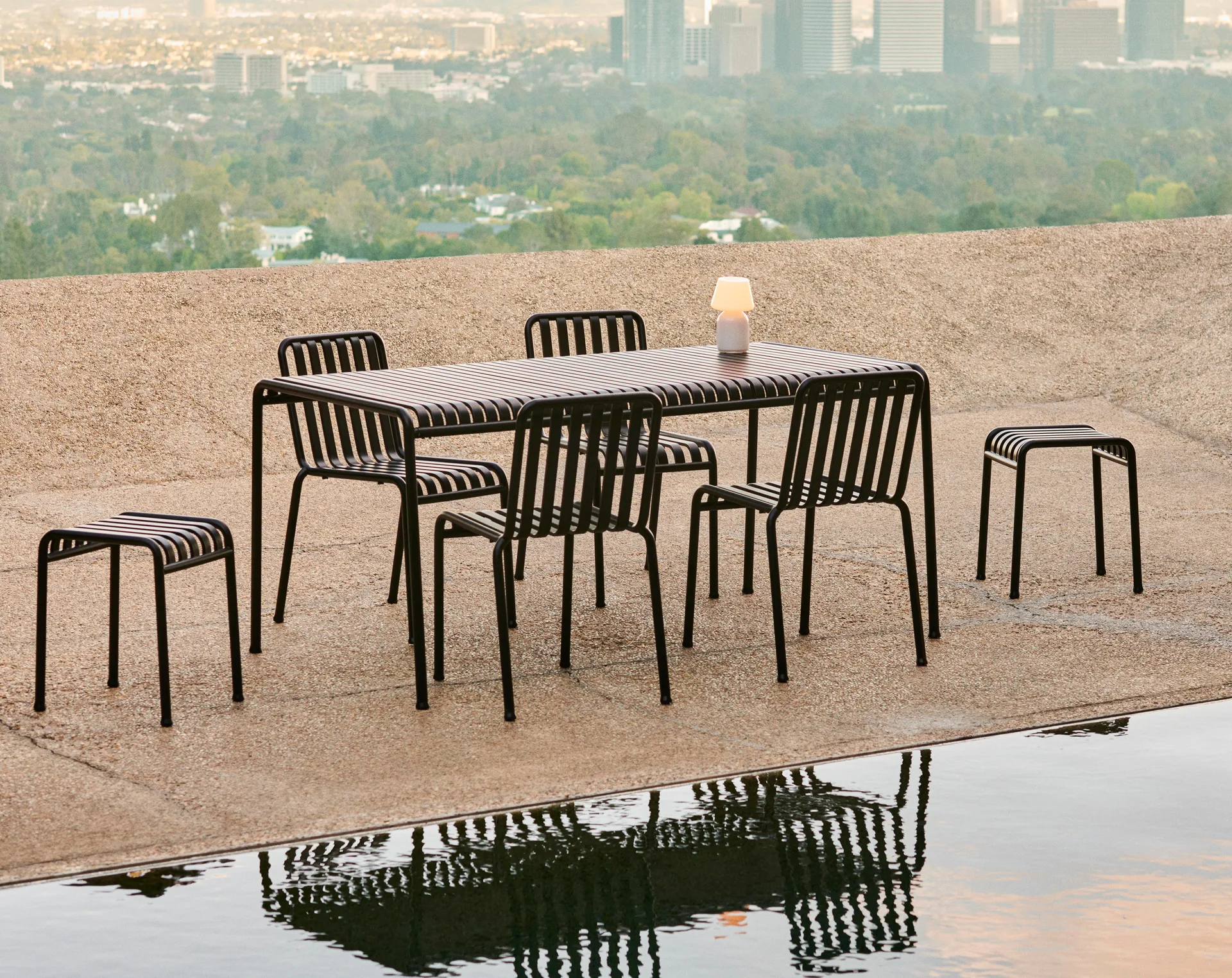 Palissade dining set 4 chairs 170x90 cm - Anthracite,  HAY
