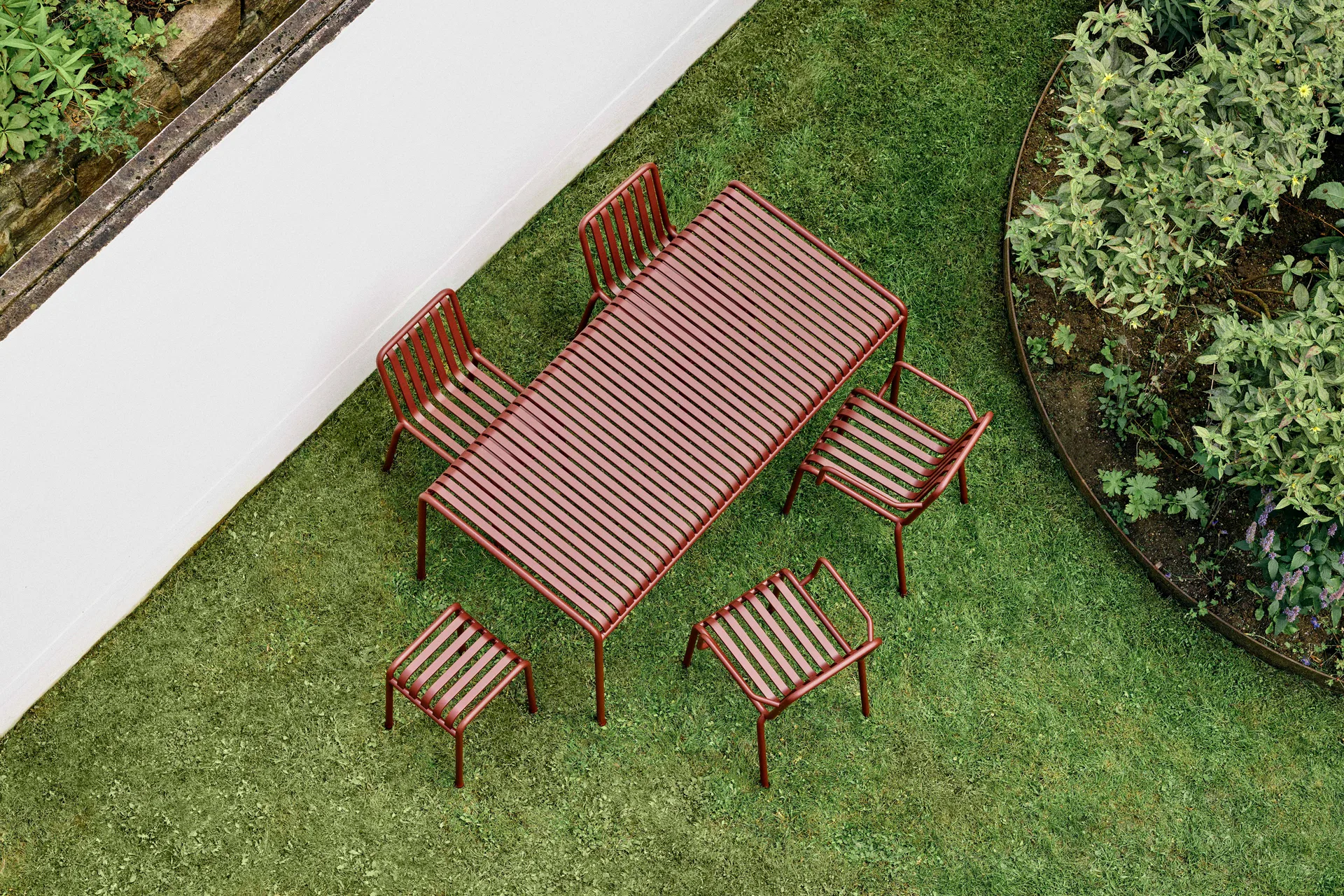 Palissade dining set 4 chairs 170x90 cm - Iron red,  HAY