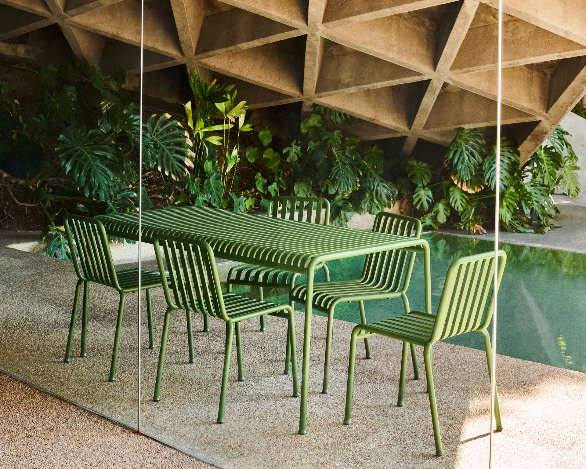Palissade dining set 4 chairs 170x90 cm - Olive,  HAY