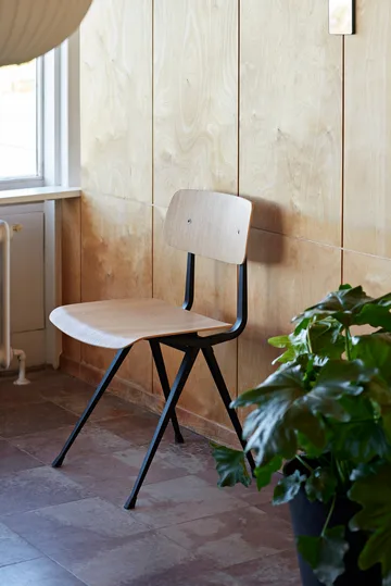 Result chair - Oak-black steel frame - HAY