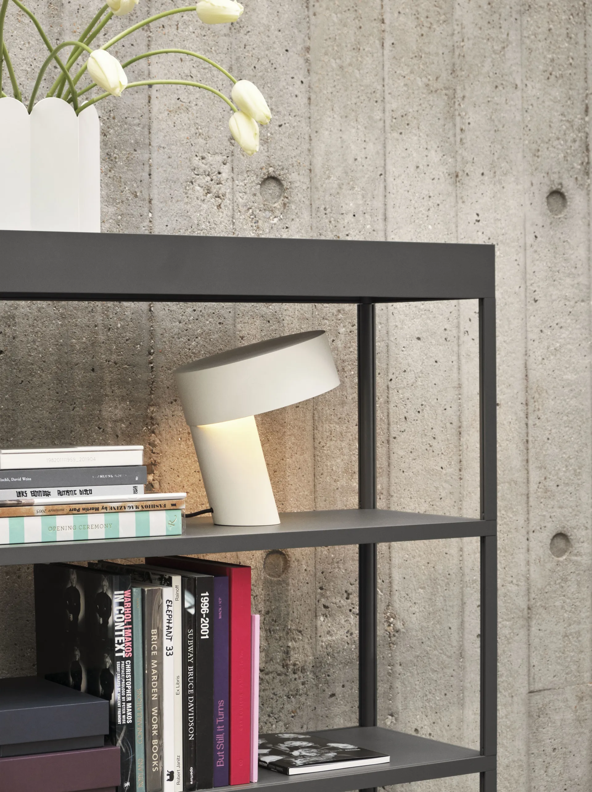 Slant table lamp, White HAY