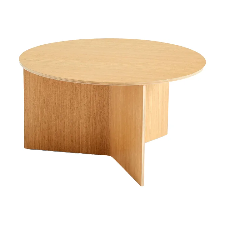 Slit coffee table Ø65 cm - Lacquered oak - HAY