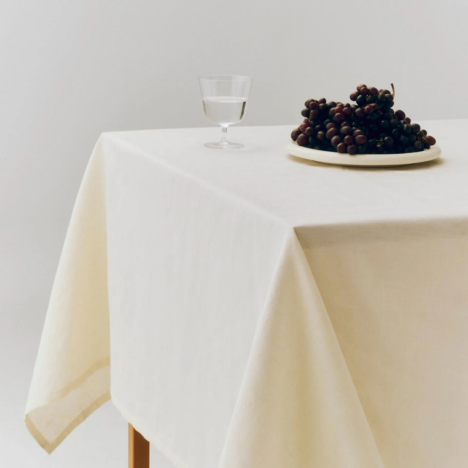 Terrazza tablecloth, Cream, 230x150 cm HAY