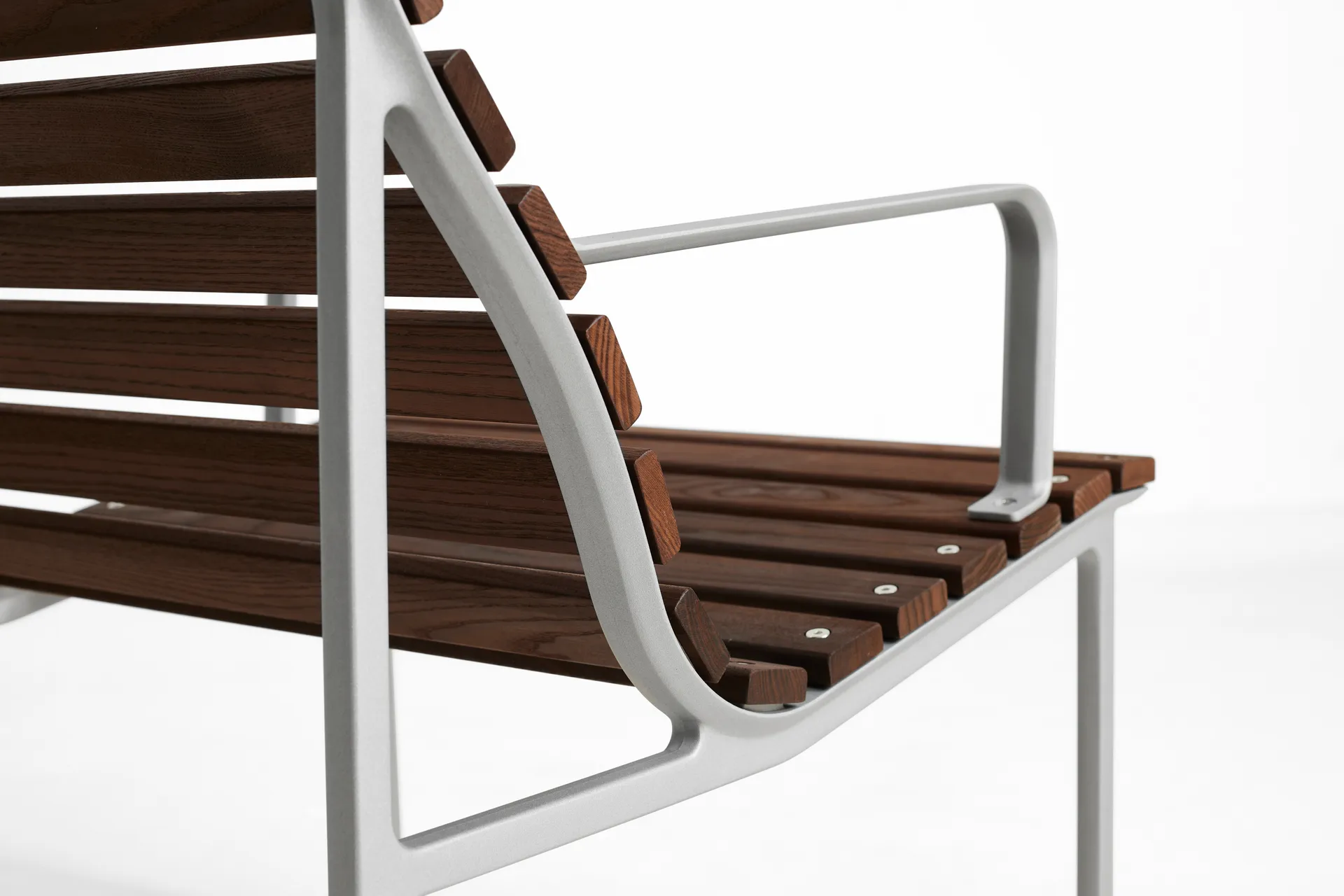 Traverse Lounge armchair, Oiled ash HAY