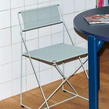X-Line Indoor Outdoor chair - Pale linden - HAY