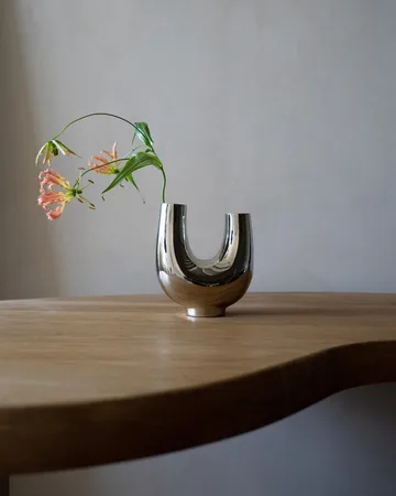 Kazumi vase - Nickel - Hein Studio