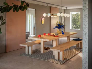 Max dining table with benches 250 cm - Ash - Hem