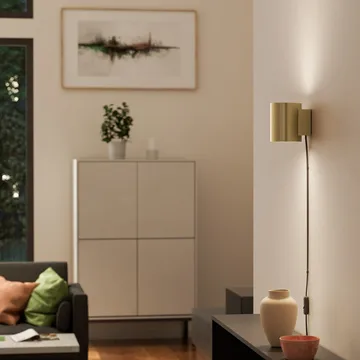 Evoke wall lamp small - Satin brass - Herstal