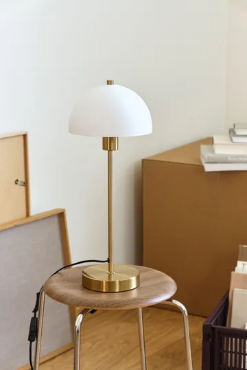 Vienda table lamp - brass-white - Herstal