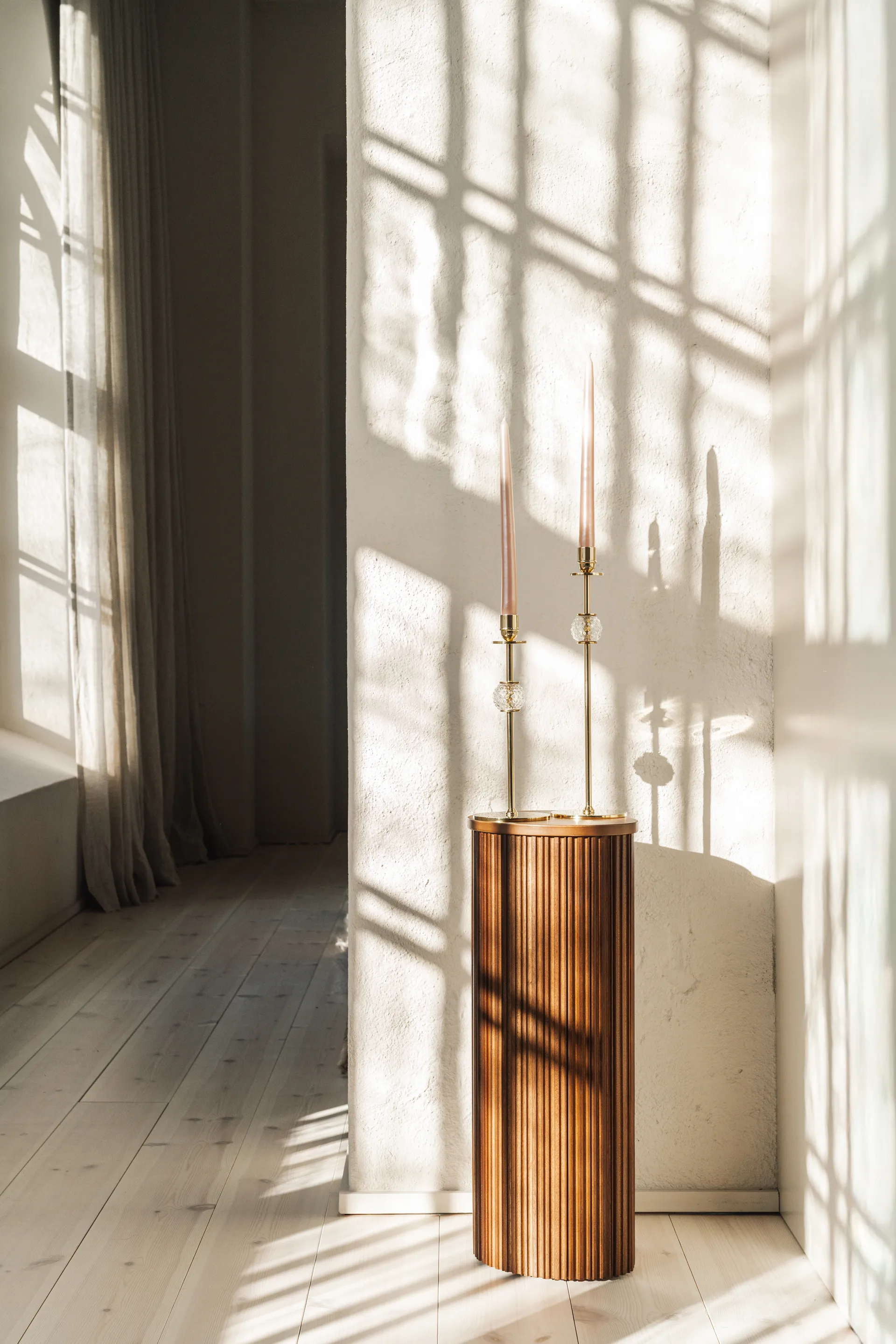 Alba candle sticks 30 cm, Solid brass and glass Hilke Collection