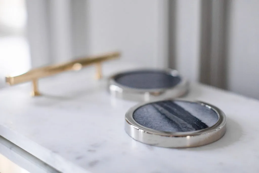 Hilke Collection tray 40.5x25.5 cm, White marble-solid brass Hilke Collection