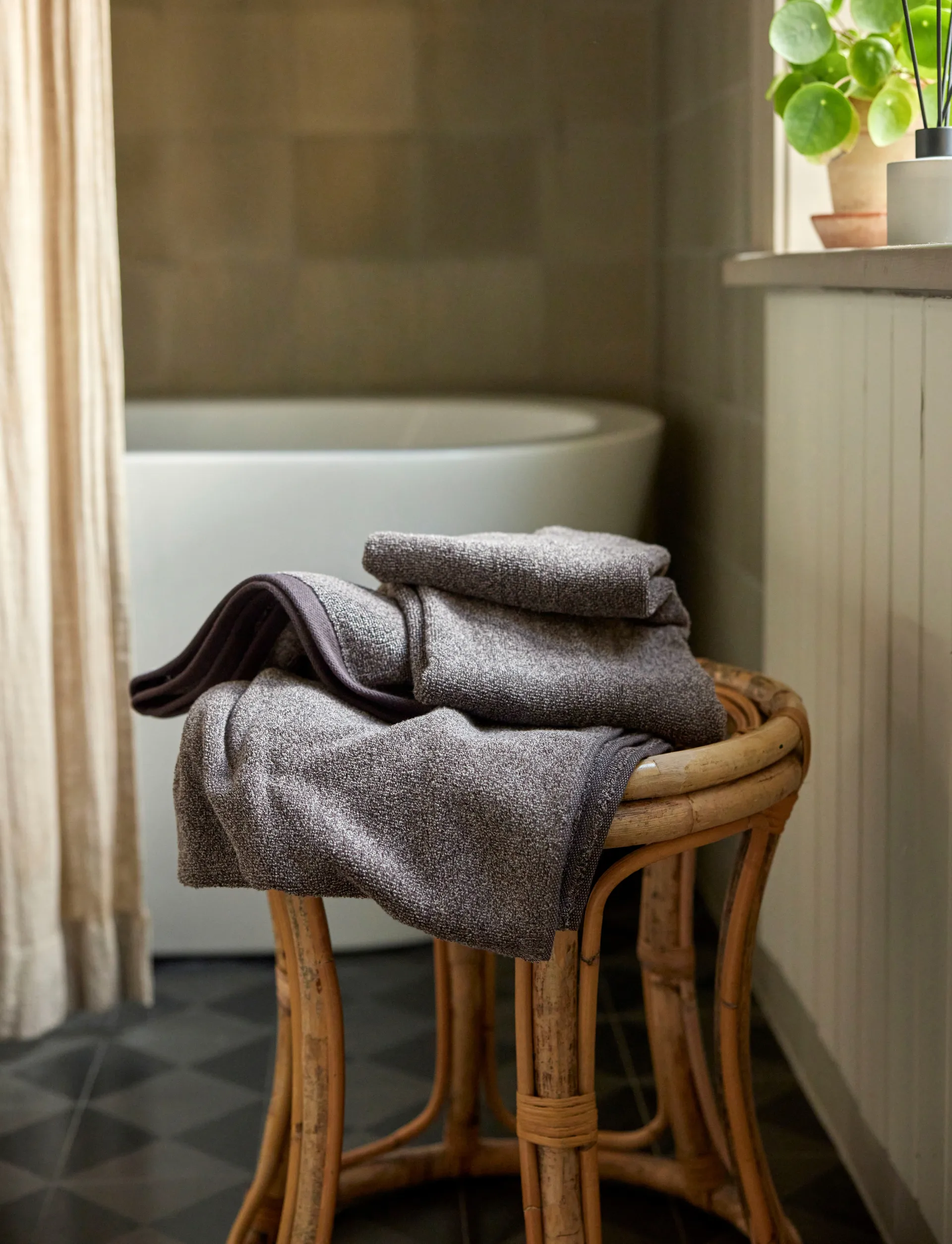 Maurice towel stones, 30x50 cm Himla