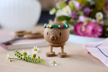 Hoptimist Flower Bumble figurine S - Oak - Hoptimist