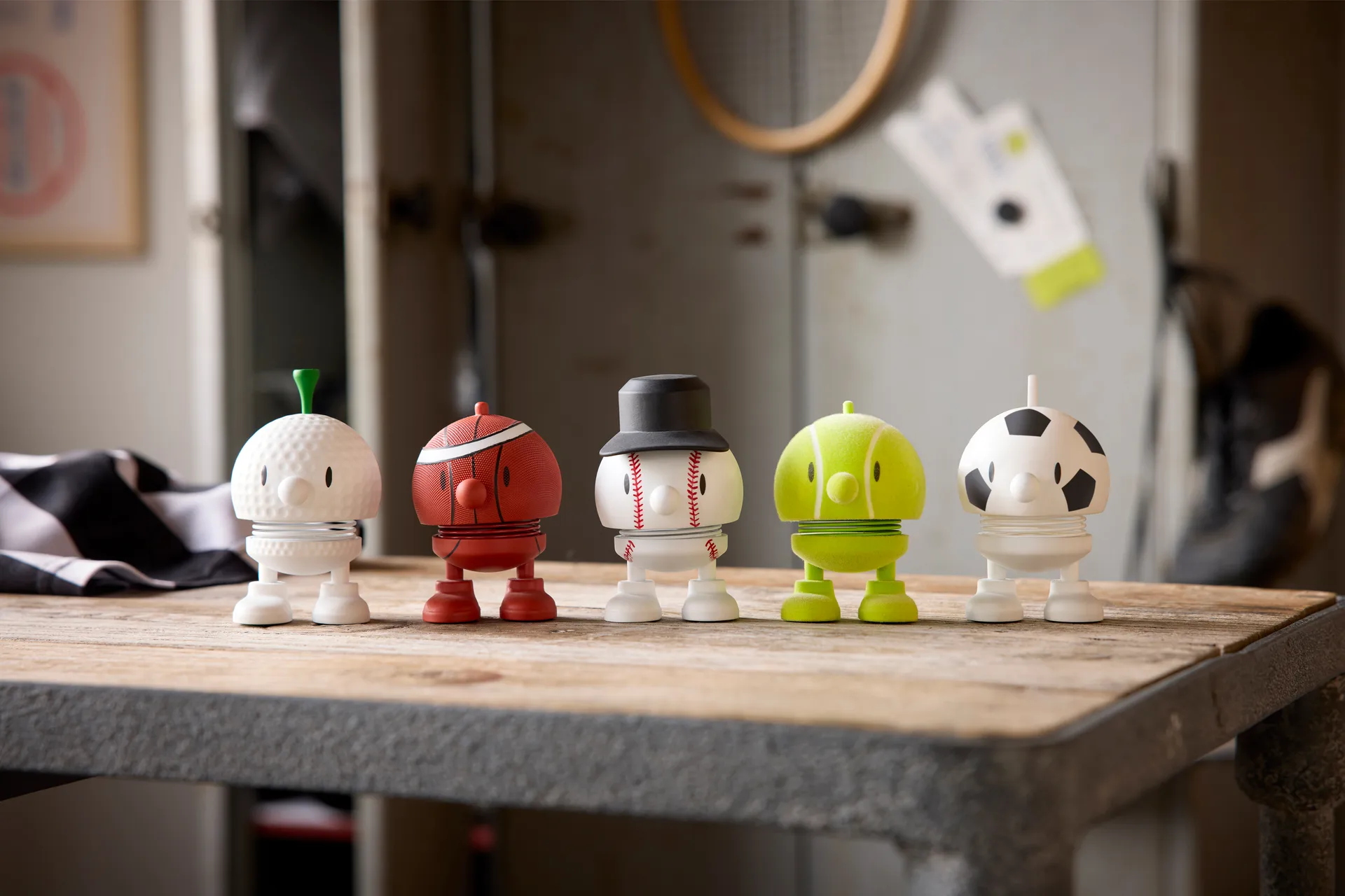 Hoptimist Football Bumble S figure, White Hoptimist