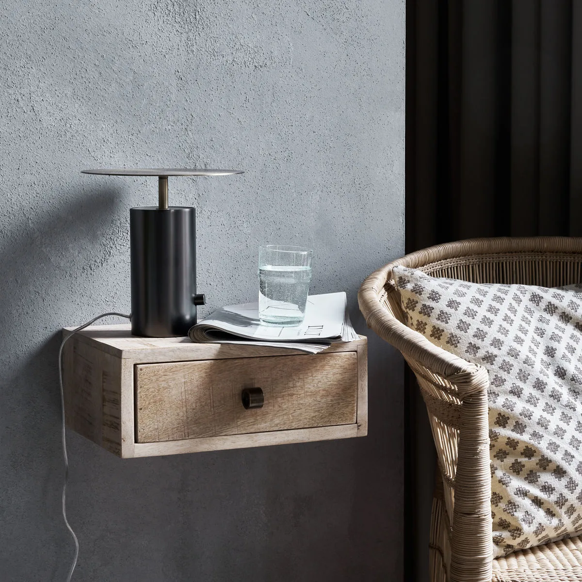Bedsi side table/shelf 25x35x14 cm, Natural House Doctor