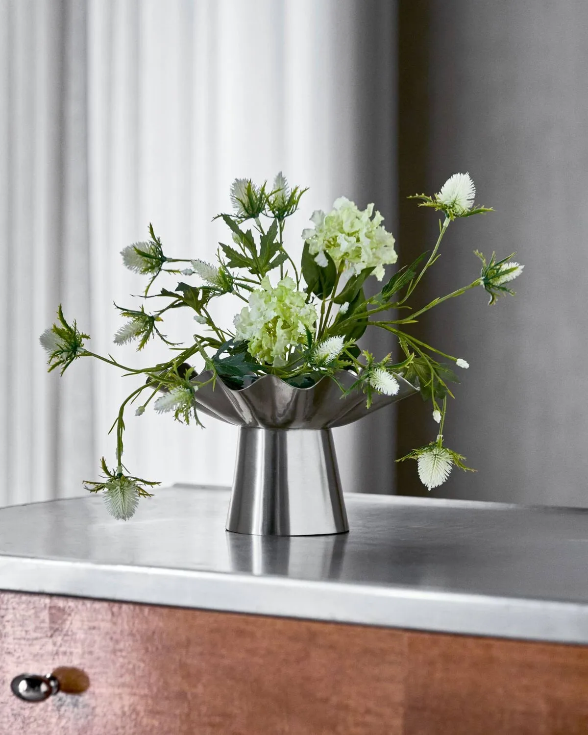 Flood decorative bowl, Silver finish, Ø22x14 cm House Doctor