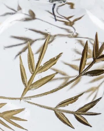 Leaf Christmas tree ornament Ø7.5 cm 4-pack - Clear gold - House Doctor