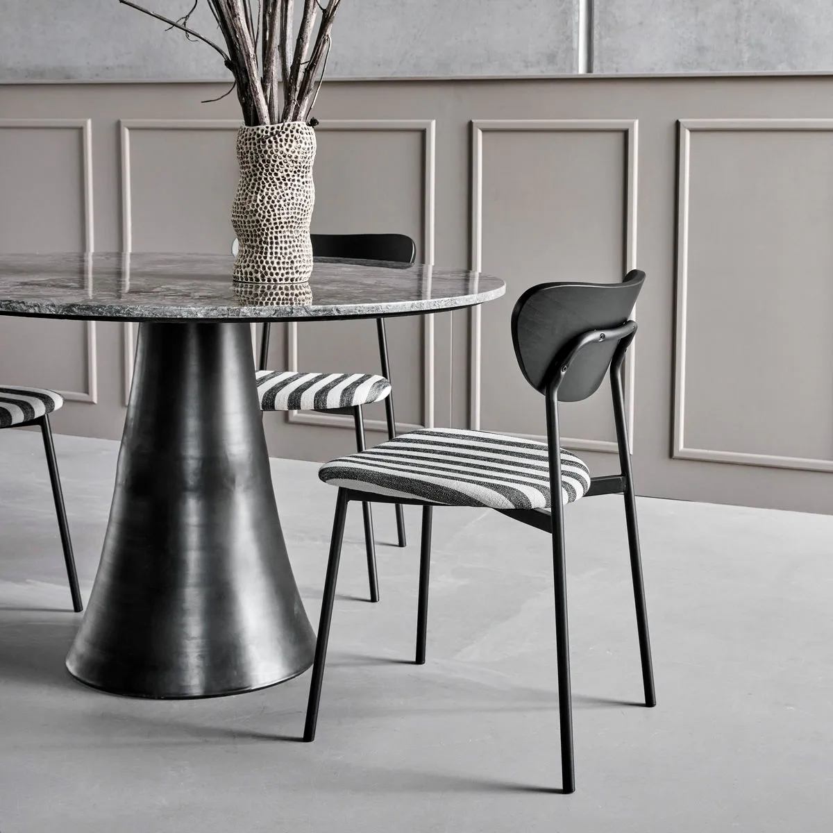 Must chair with seat 2-pack, Black and white House Doctor