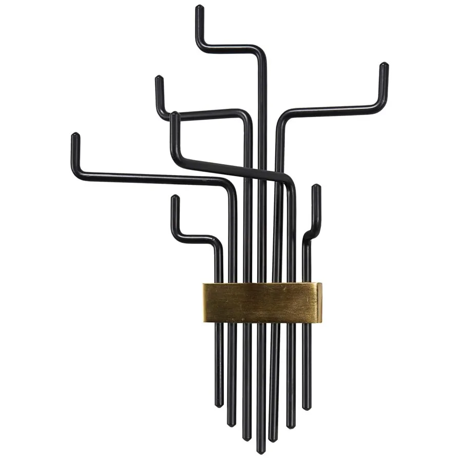 Pipes hanger, Black House Doctor