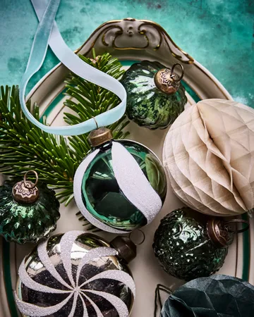 Twister Christmas tree bauble Ø6 cm 4-pack - Green-white - House Doctor