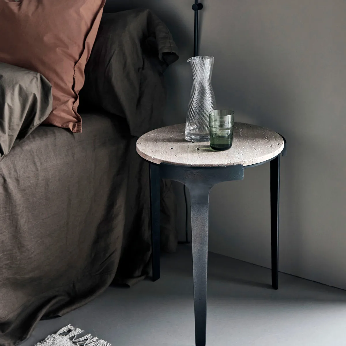 Ugly Coffee Table Ø45 cm, Beige House Doctor
