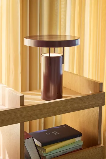 BringMe portable table lamp - Metallic burgundy, 28 cm - Hübsch
