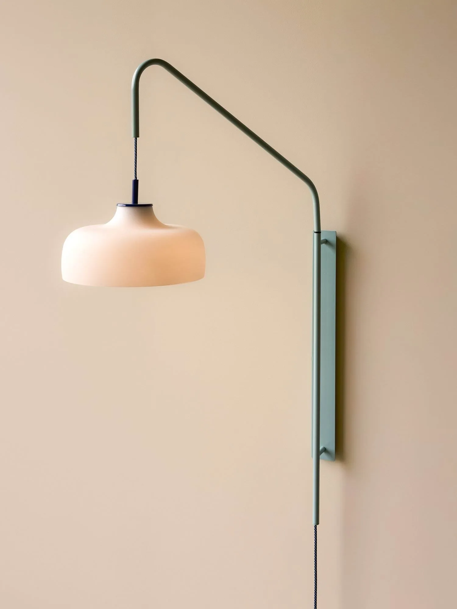 Current wall lamp, Light blue Hübsch