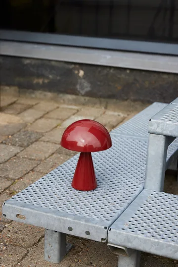 Mush portable table lamp - Red - Hübsch