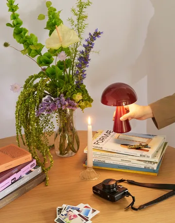 Mush portable table lamp - Red - Hübsch