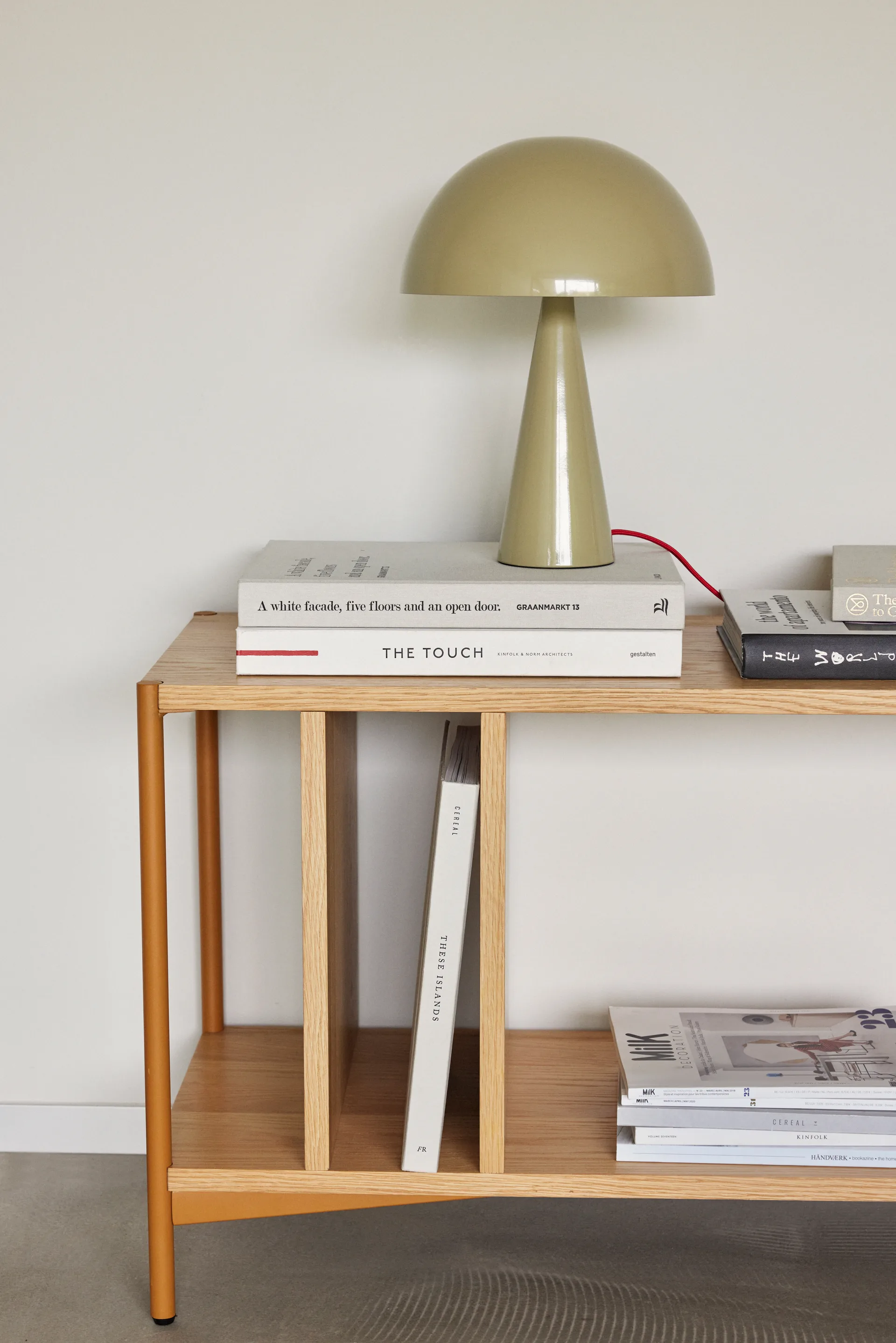 Mush table lamp, Sand, mini 34 cm Hübsch