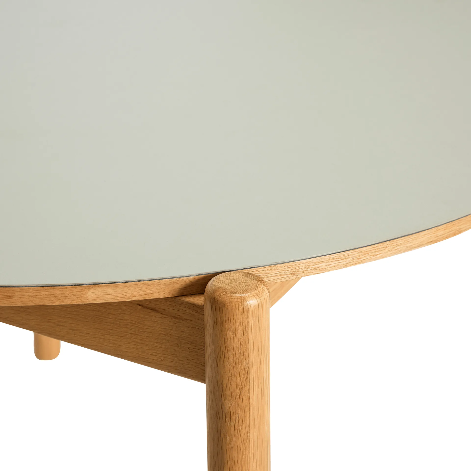Oblique dining table, Grey, Ø126 cm Hübsch