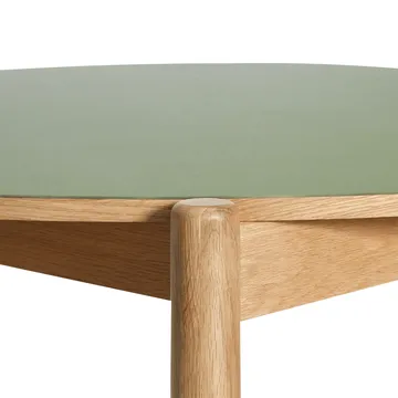 Oblique dining table - Olive, Ø126 cm - Hübsch