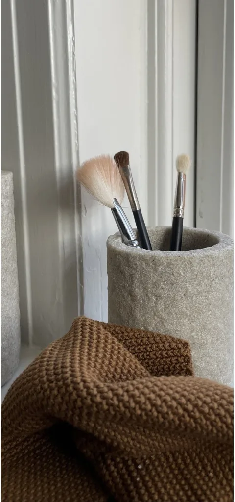Humdakin Sandstone toothbrush cup 10 cm, Natural Humdakin