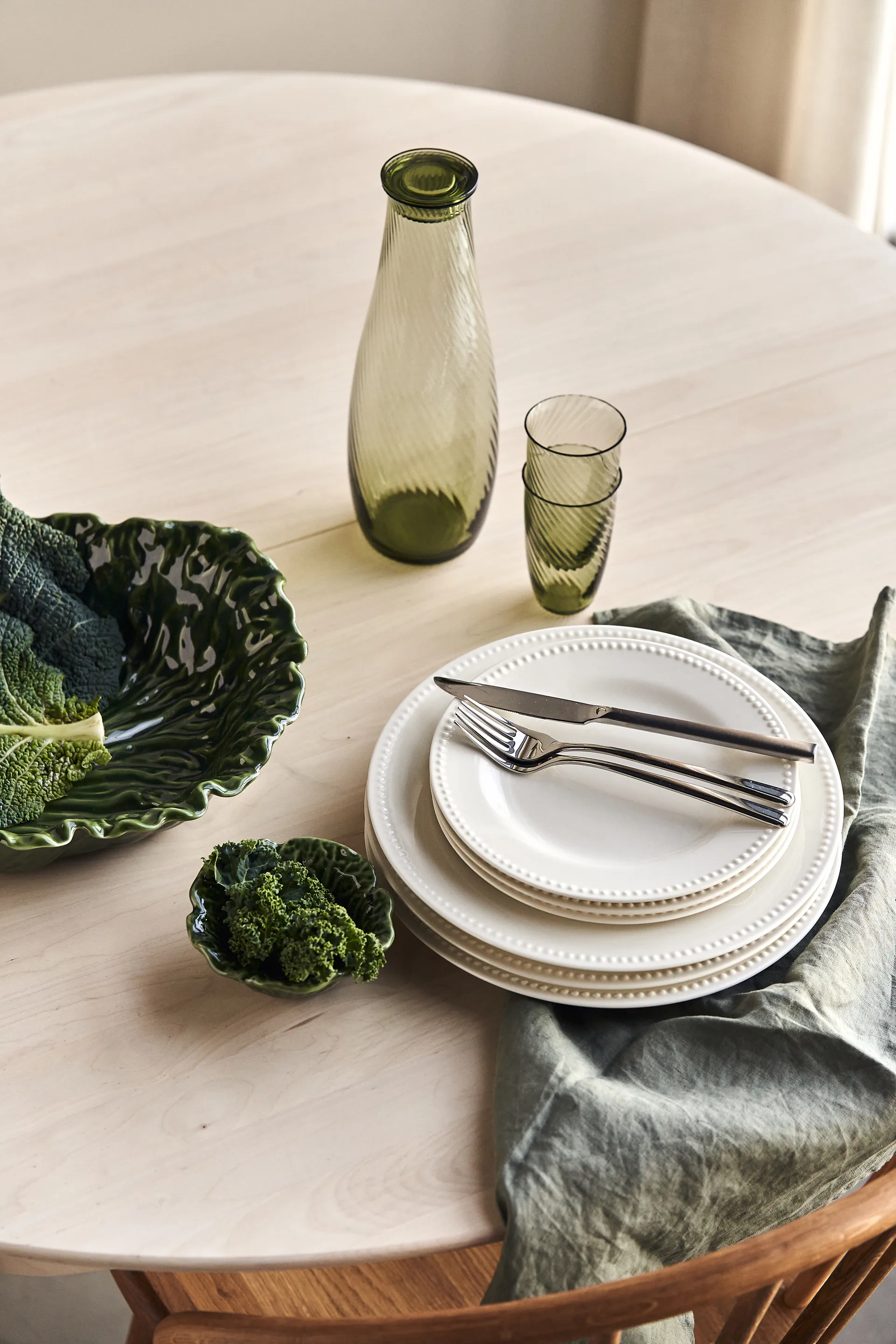 Essence & Dots dinner starter set 32 pieces - Cream white,  Iittala