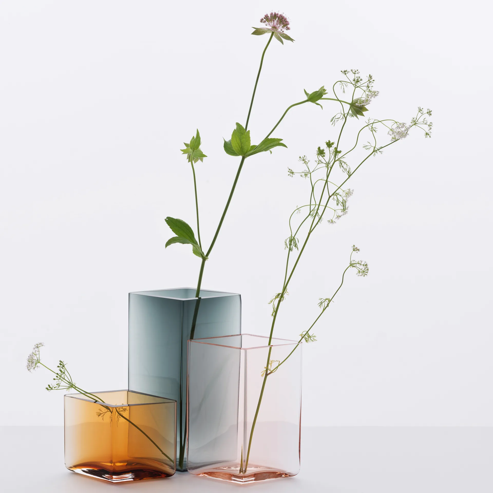 Ruutu vase 11.5x18 cm, grey Iittala