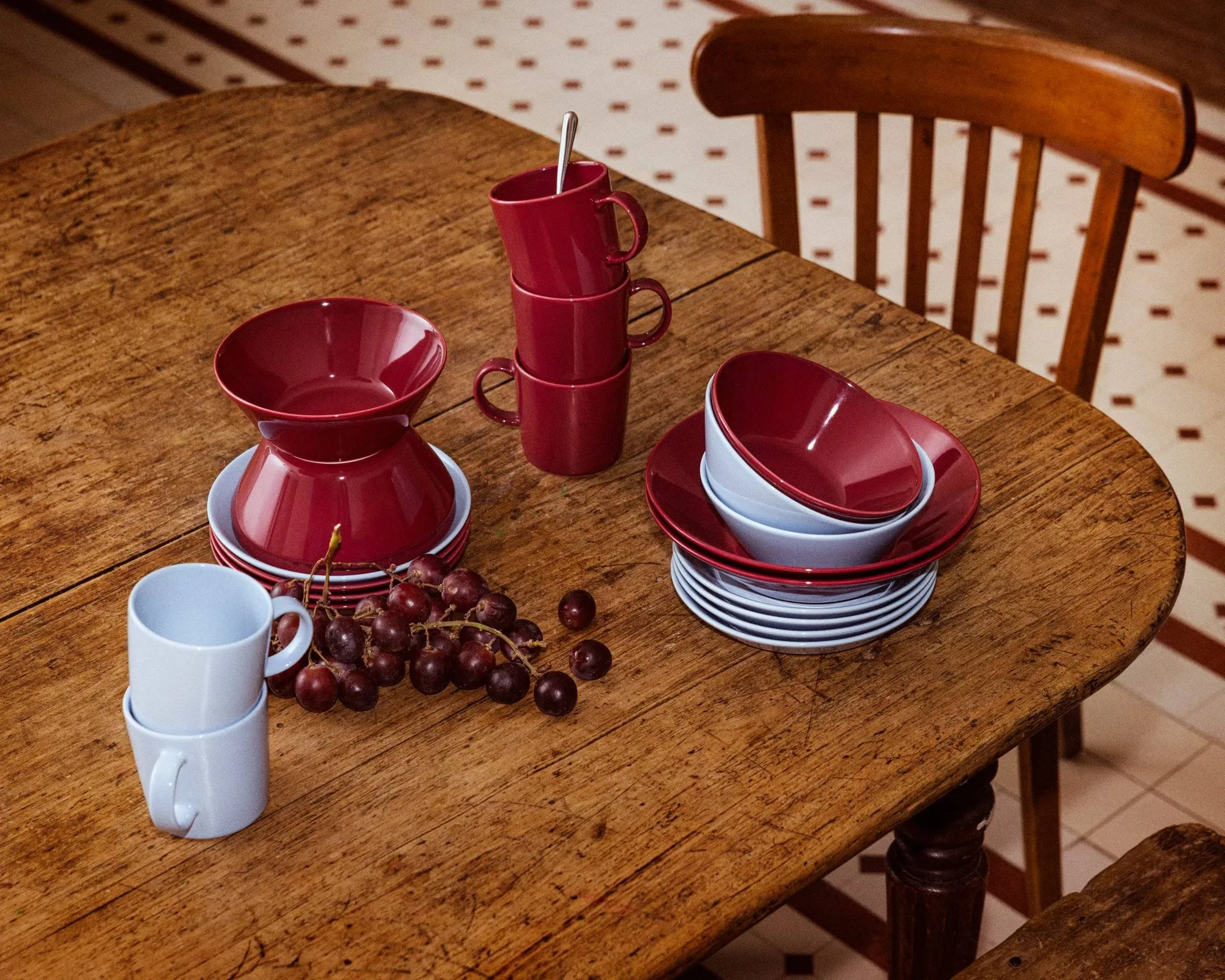 Teema deep plate, Cherry Iittala