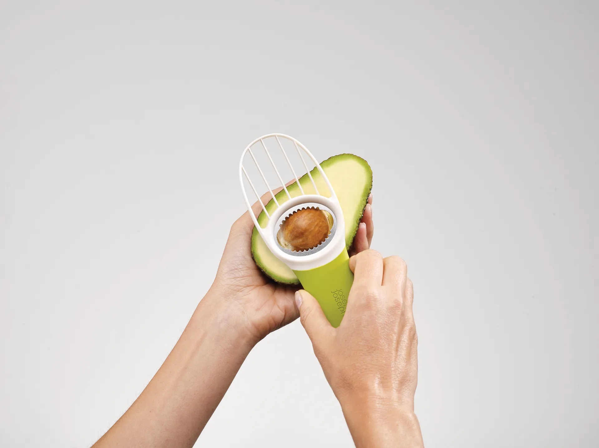Goavocado 3-in-1 Avocado Slicer, Green-white Joseph Joseph