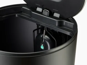 Joseph Joseph Arc pedal bin 30 L - Carbon black - Joseph Joseph