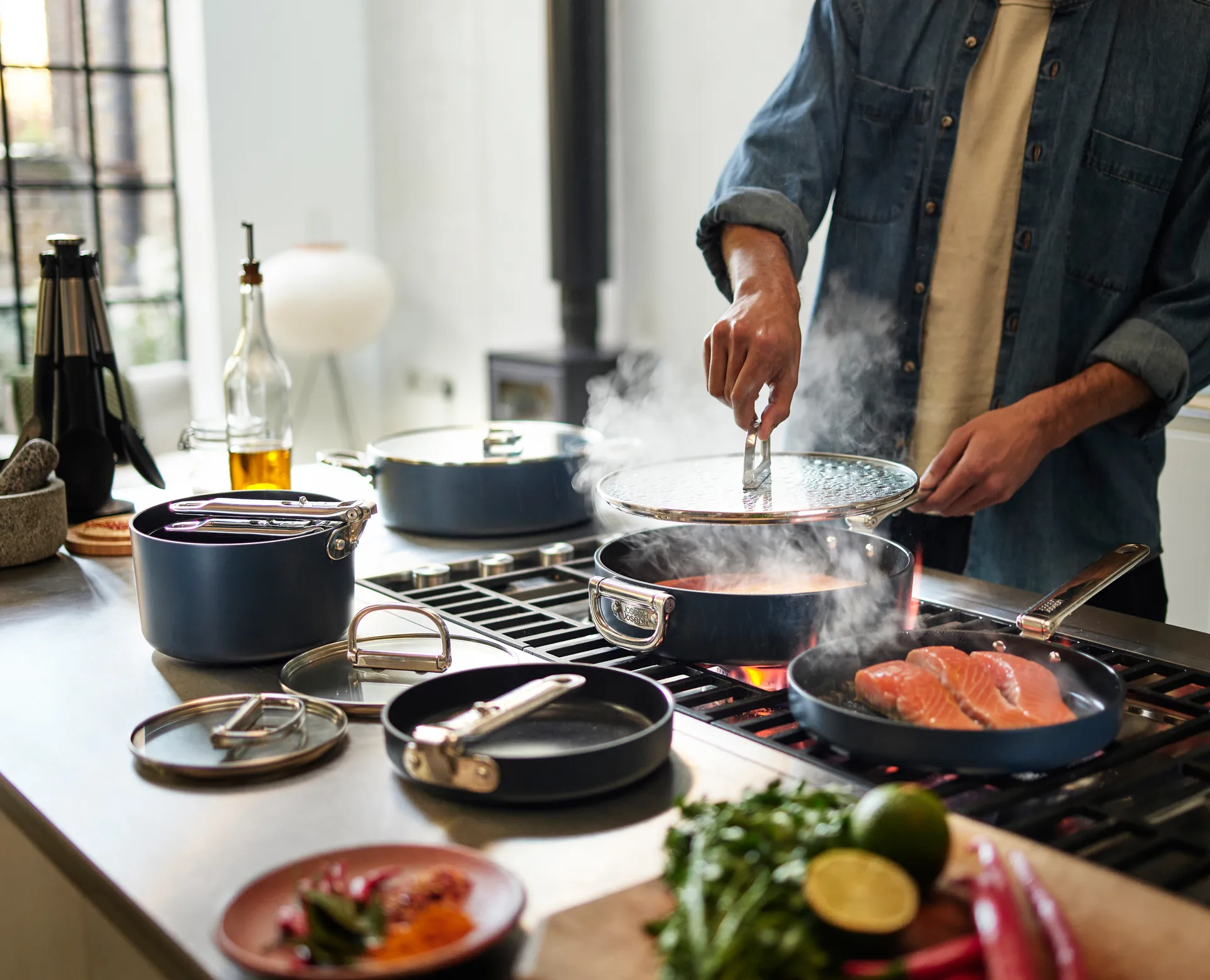 Space Non Stick Frying Pan, Ø24 cm Joseph Joseph