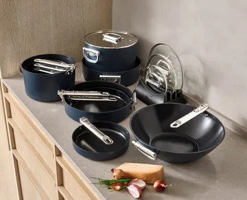 Space non-stick saucepan with lid Ø15 cm - Blue - Joseph Joseph
