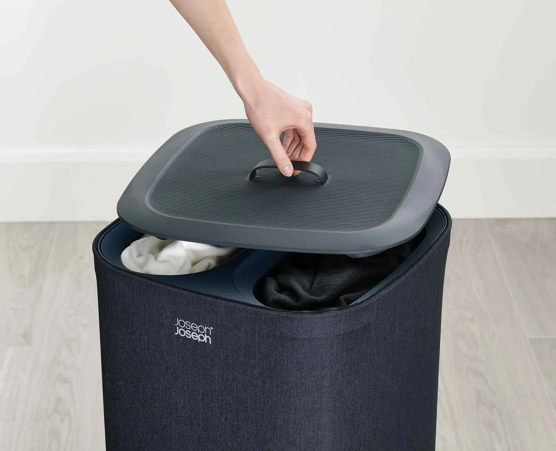 Tota laundry basket 60 L, Black Joseph Joseph