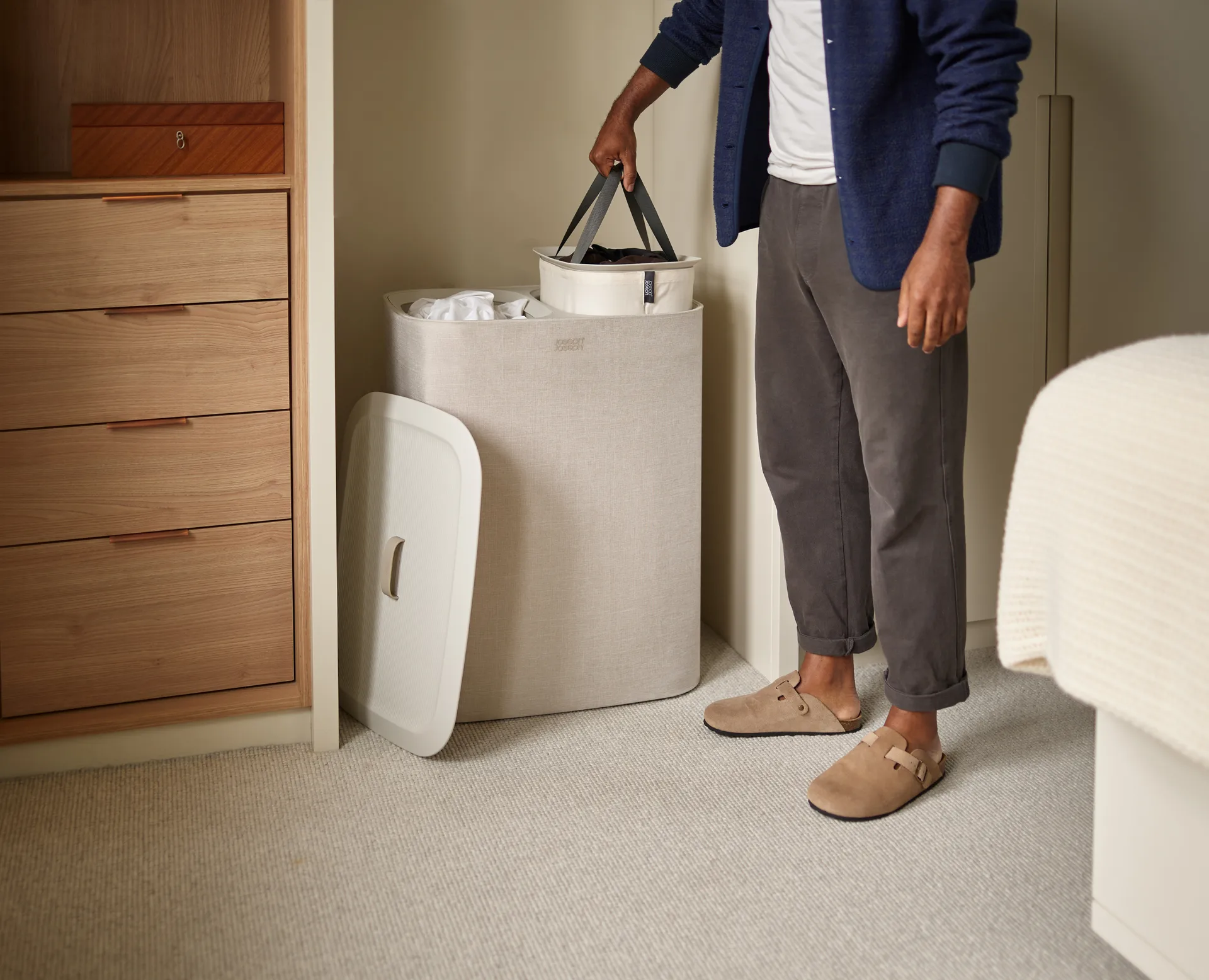 Tota laundry basket 90 L, Ecru Joseph Joseph