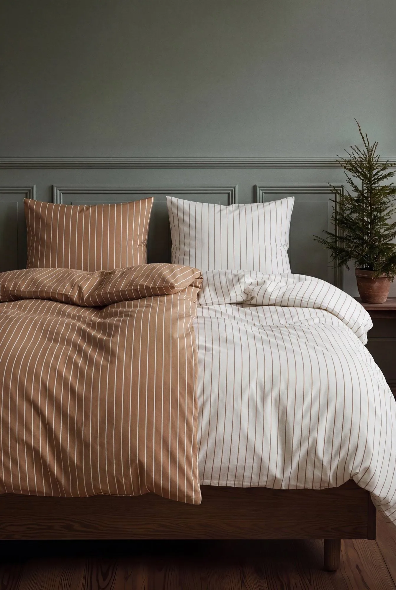 Soft duvet cover set, 150x210/50x60 cm, Offwhite-caramel Juna