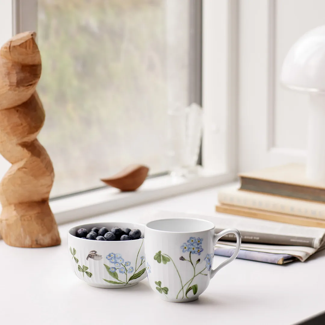 Hammershøi summer mug 33 cl, Forget me not Kähler