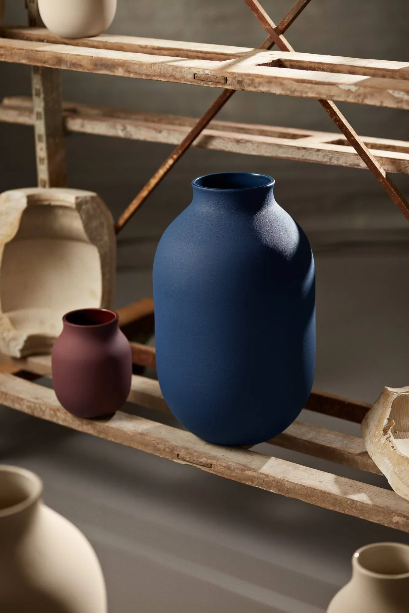 Studio Omaggio vase, Blue, 50 cm Kähler