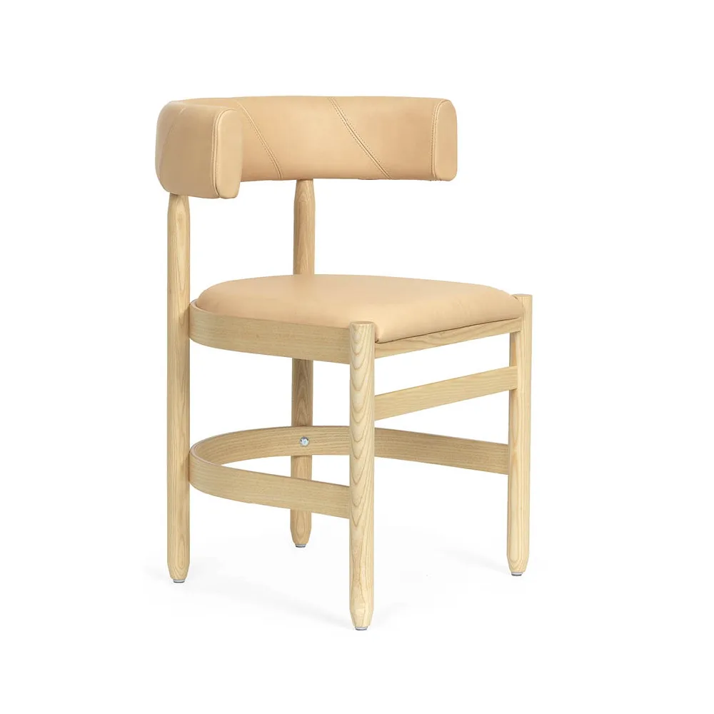 Botero armchair, Leather Tärnsjö 8800 natural-lacquered ash frame Källemo