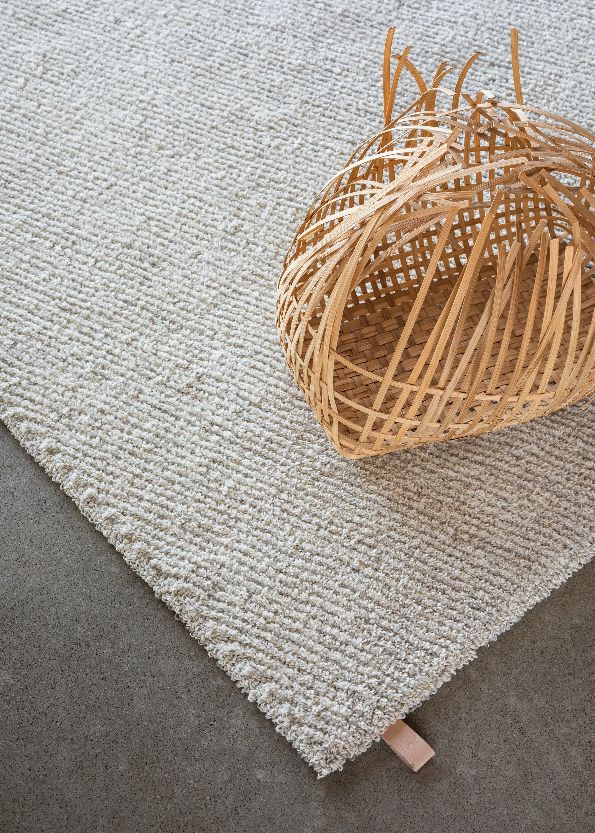 Spire rug, 200x300 cm, Frost 880 Kasthall
