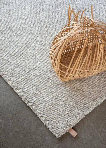 Spire rug - 90x240 cm, Frost 880 - Kasthall